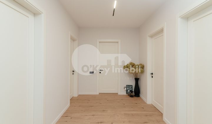 Дом, Ботаника, ПЭШУНИЛОР