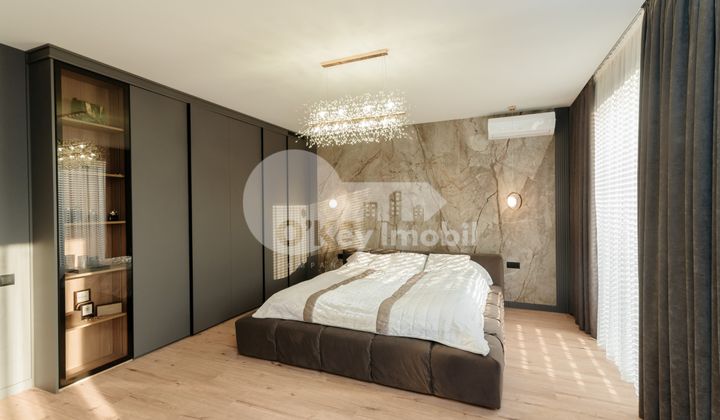 Дом, Ботаника, ПЭШУНИЛОР