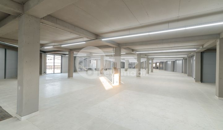 Spațiul comercial, Durlești, TUDOR VLADIMIRESCU