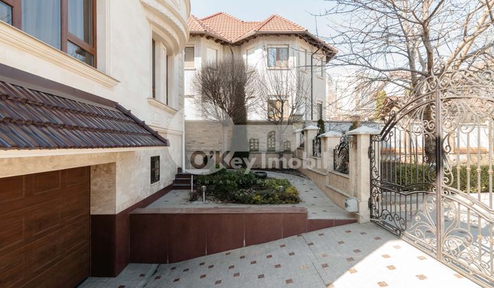 Casă, Ciocana, GINTA LATINĂ