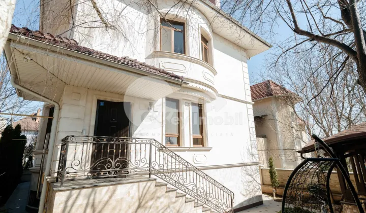 Дом, Чеканы, ДЖИНТА ЛАТИНЭ