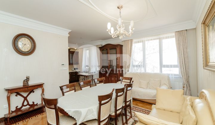 Casă, Ciocana, GINTA LATINĂ