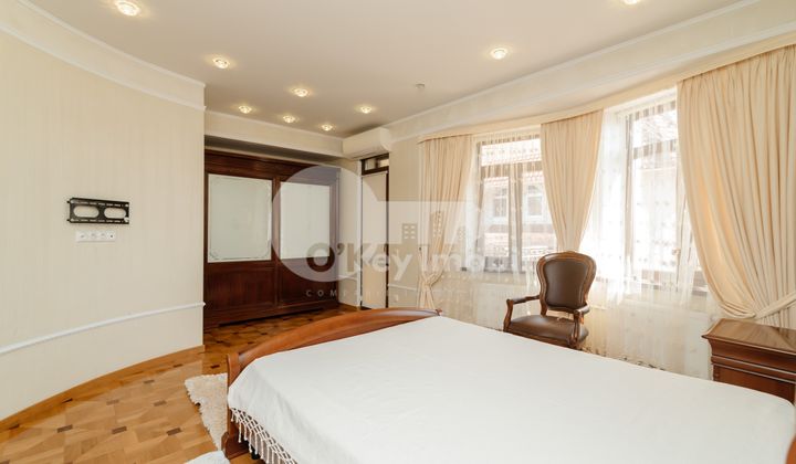 Casă, Ciocana, GINTA LATINĂ