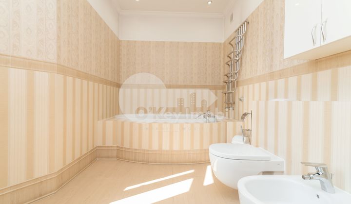 Casă, Ciocana, GINTA LATINĂ