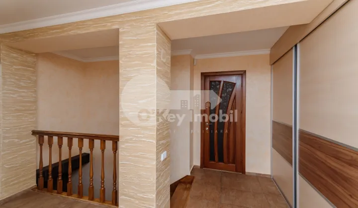 Дом, Рышкановка, ВАЛЯ АЛБЭ