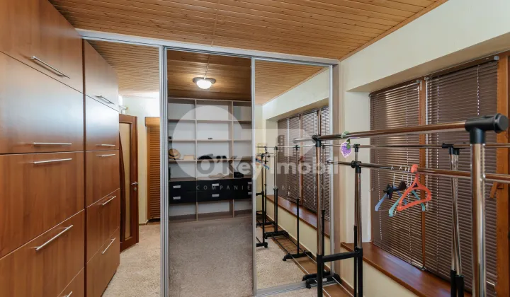 Дом, Рышкановка, ВАЛЯ АЛБЭ