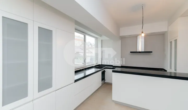 Oficiu, Centru, SFATUL ȚĂRII