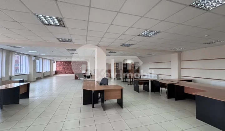 Офис, Буюканы, КОЛУМНА