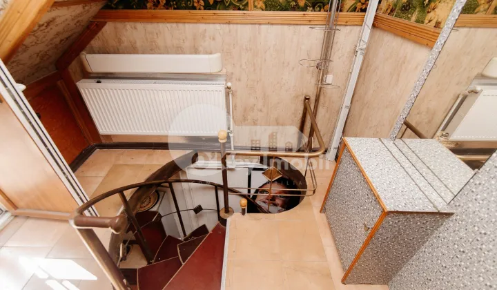 Квартира, Ботаника, САРМИЗЕДЖЕТУСА