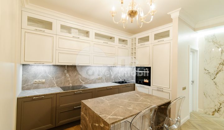 Квартира, Центр, КОНСТАНТИН СТЕРЕ