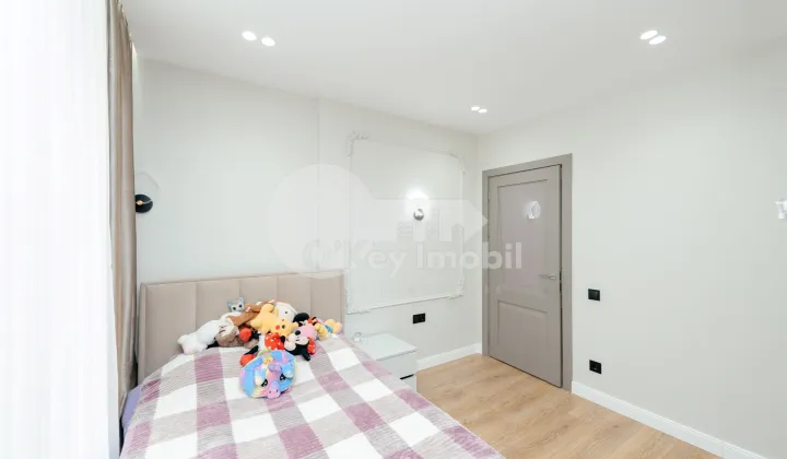 Apartament, Râșcani, RENAȘTERII NAȚIONALE