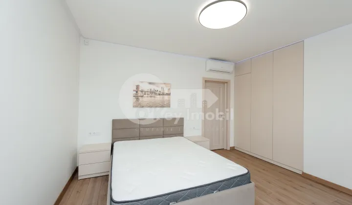 Apartament, Centru, PETRU RAREȘ