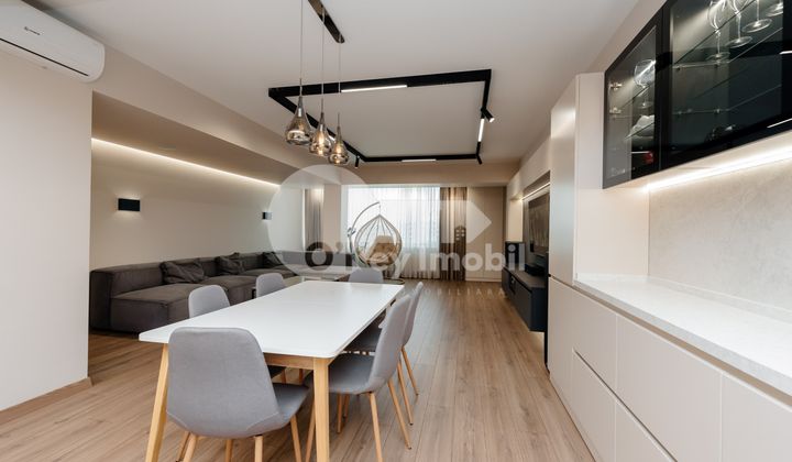 Apartament, Centru, PETRU RAREȘ