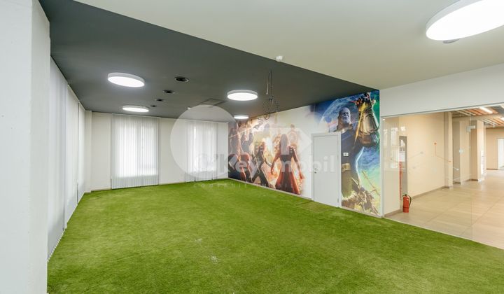 Oficiu, Centru, LEV TOLSTOI