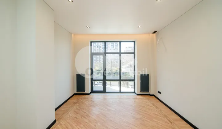 Oficiu, Buiucani, PARIS