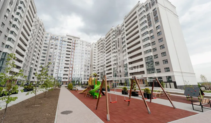 Apartament, Buiucani, VASILE LUPU