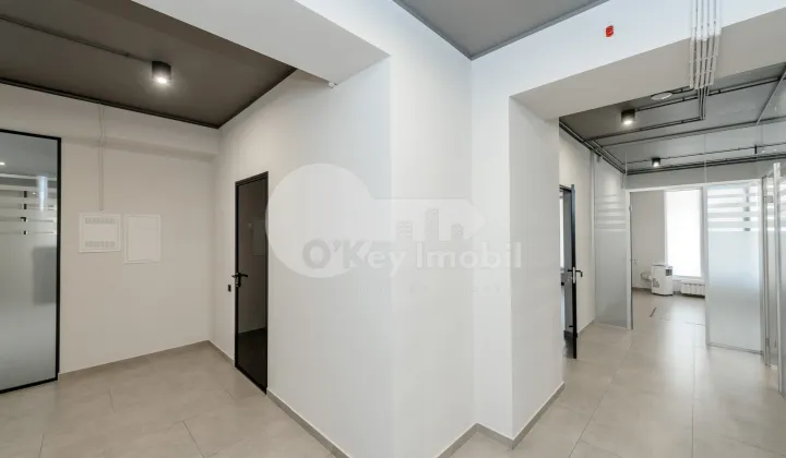 Комм. помещение, Центр, М. ВАРЛААМ