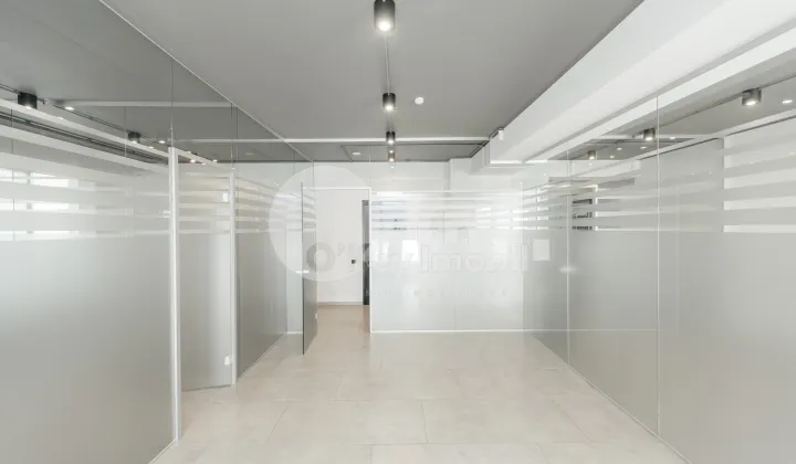 Комм. помещение, Центр, М. ВАРЛААМ