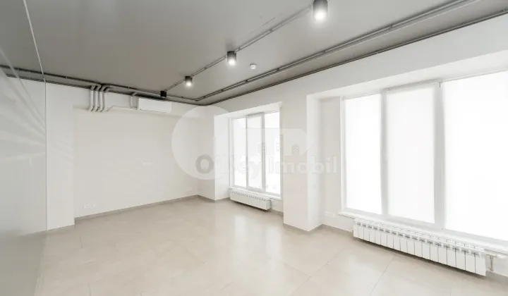 Комм. помещение, Центр, М. ВАРЛААМ