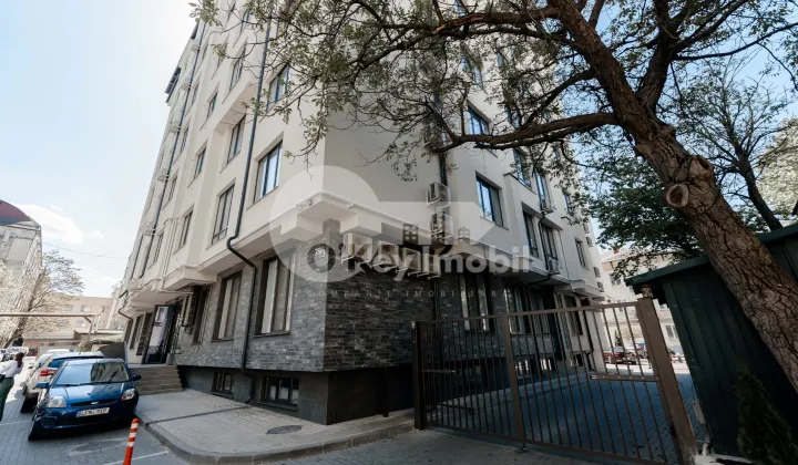 Комм. помещение, Центр, М. ВАРЛААМ