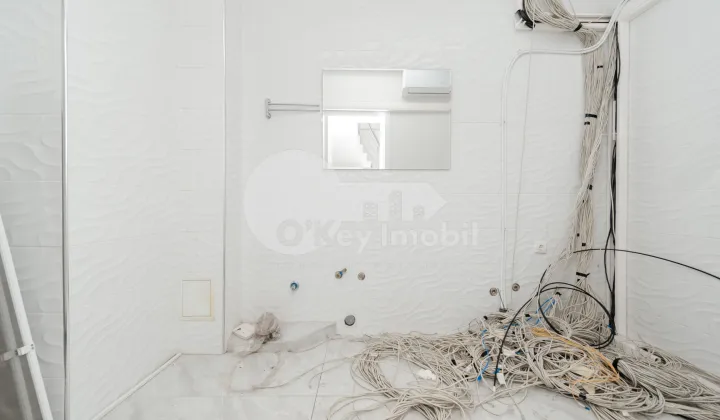 Oficiu, Centru, COLUMNA