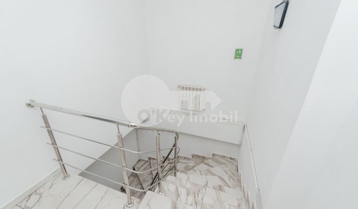 Oficiu, Centru, COLUMNA