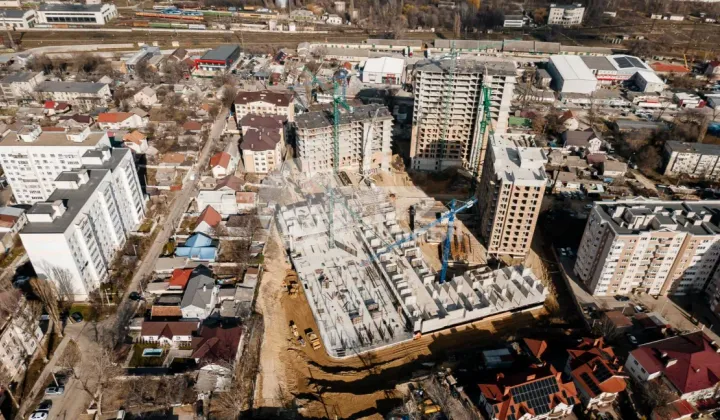 Квартира, Ботаника, ДИМИНЕЦИЙ