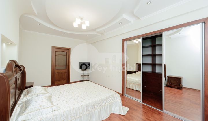 Квартира, Центр, МИХАЙ ЕМИНЕСКУ