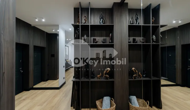 Пентхаус, Чеканы, МИРЧА ЧЕЛ БЭТРЫН