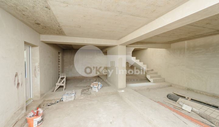 Spațiu comercial, Centru, ALEXANDRU LĂPUȘNEANU