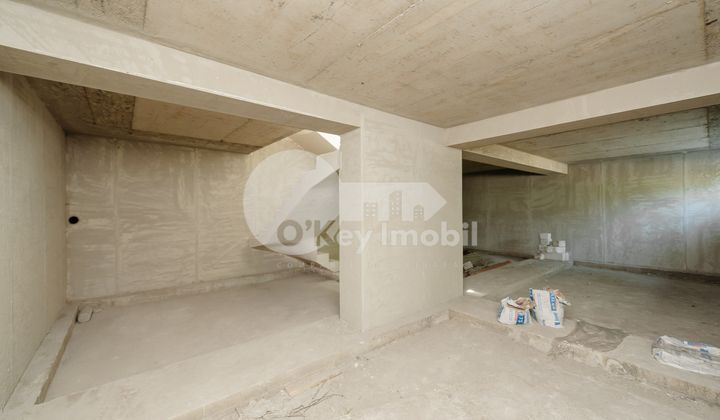 Spațiu comercial, Centru, ALEXANDRU LĂPUȘNEANU