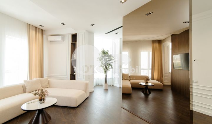 Penthouse, Centru, MELESTIU