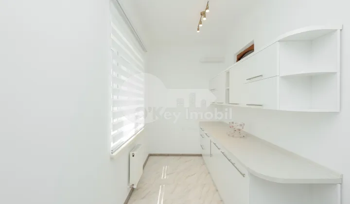 Apartament, Buiucani, VASILE STROESCU