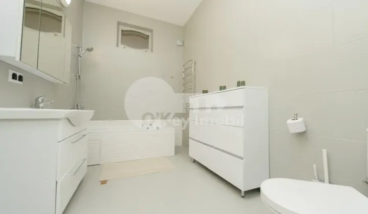 Apartament, Buiucani, VASILE STROESCU