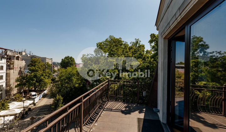 Oficiu, Centru, EUGEN DOGA