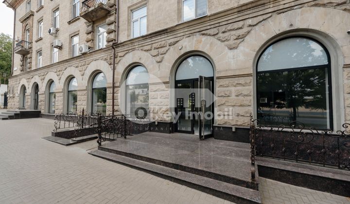 Комм. помещение, Центр, ШТЕФАН ЧЕЛ МАРЕ