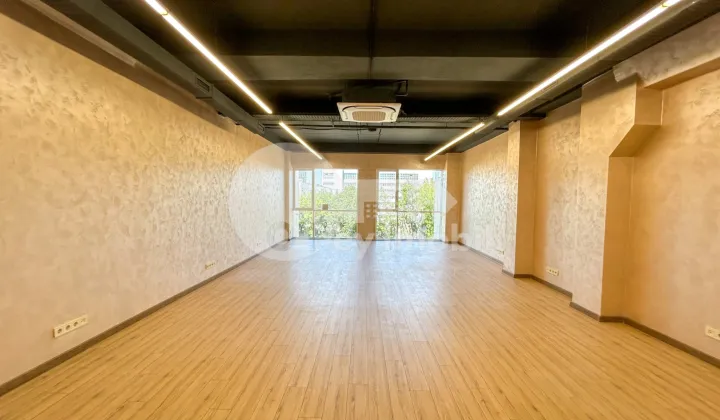 Офис, Буюканы, КАЛЯ ЕШИЛОР