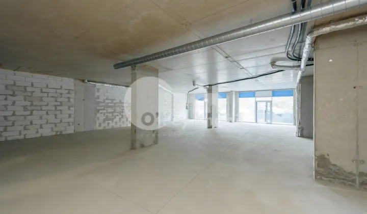 Spațiu comercial, DUMBRAVA