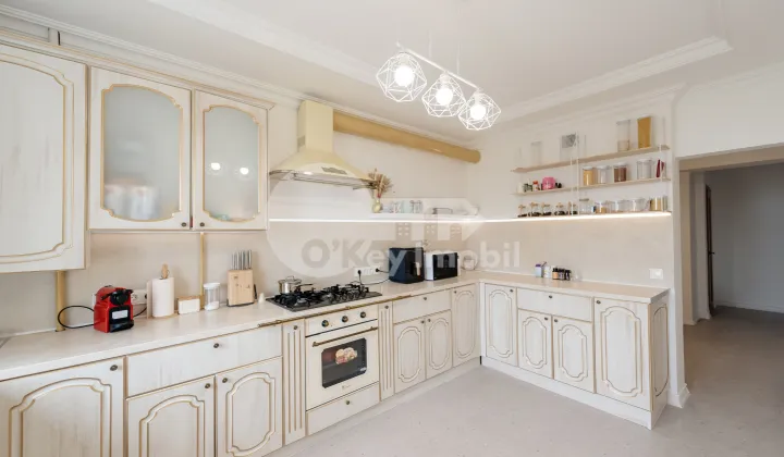 Квартира, Чеканы, МИХАИЛ САДОВЯНУ