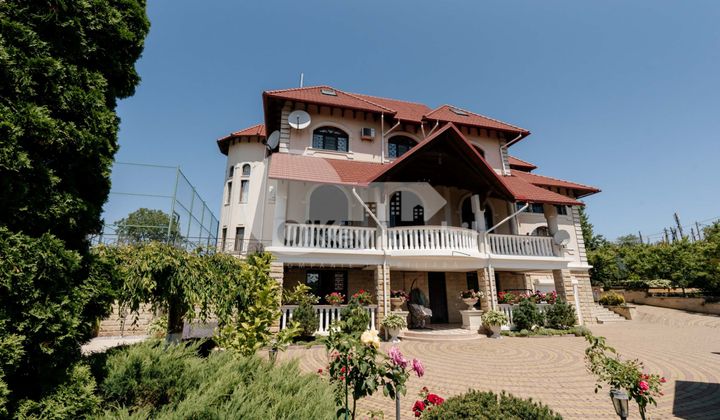 Комм. помещение, ТОГАТИН