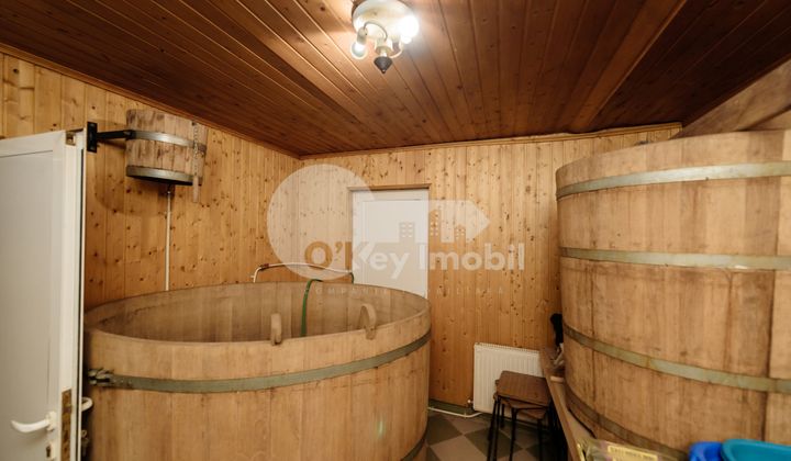 Комм. помещение, ТОГАТИН