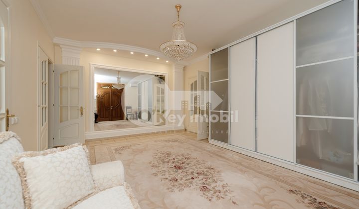 Комм. помещение, ТОГАТИН