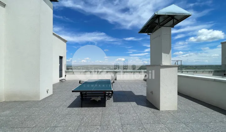 Penthouse, Botanica, BUREBISTA