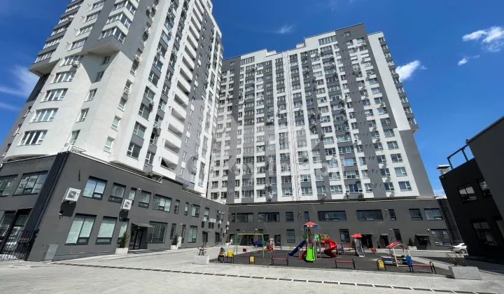 Penthouse, Botanica, BUREBISTA