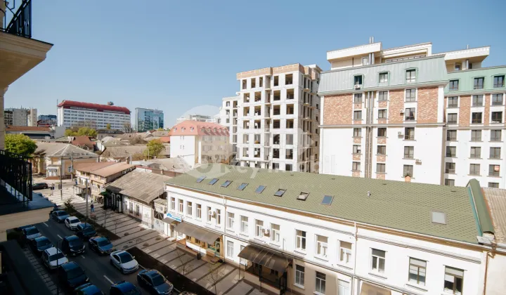 Oficiu, Centru, MIHAI EMINESCU