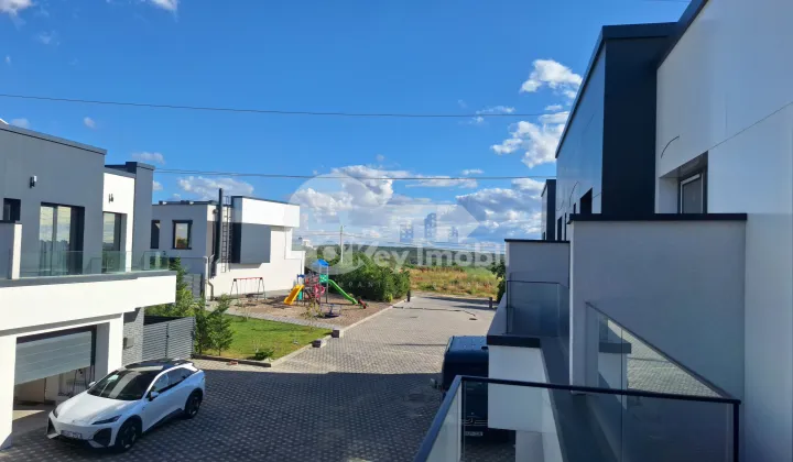 Таунхаус, ТОГАТИН