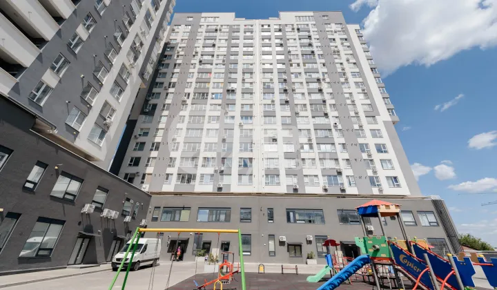 Penthouse, Botanica, BUREBISTA