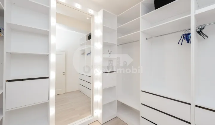 Penthouse, Botanica, BUREBISTA