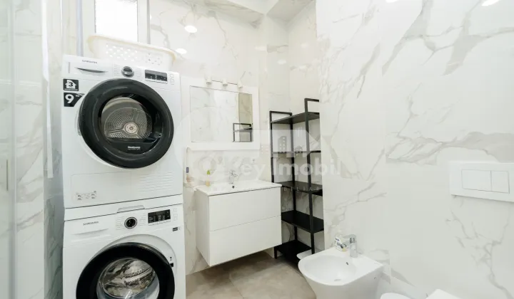 Penthouse, Botanica, BUREBISTA