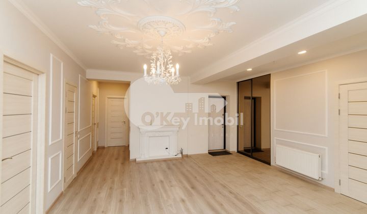 Apartament, Centru, MELESTIU